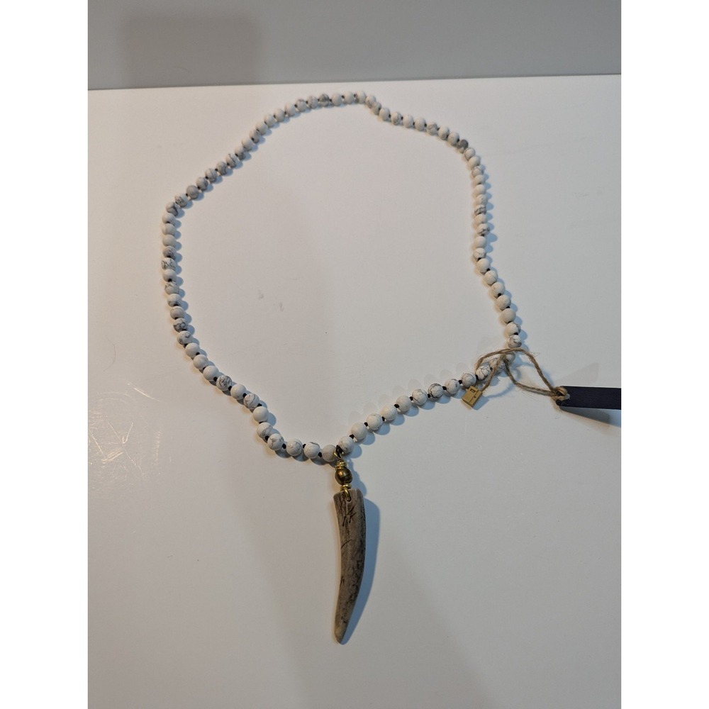 NEW L Rae necklace white howlite & antler